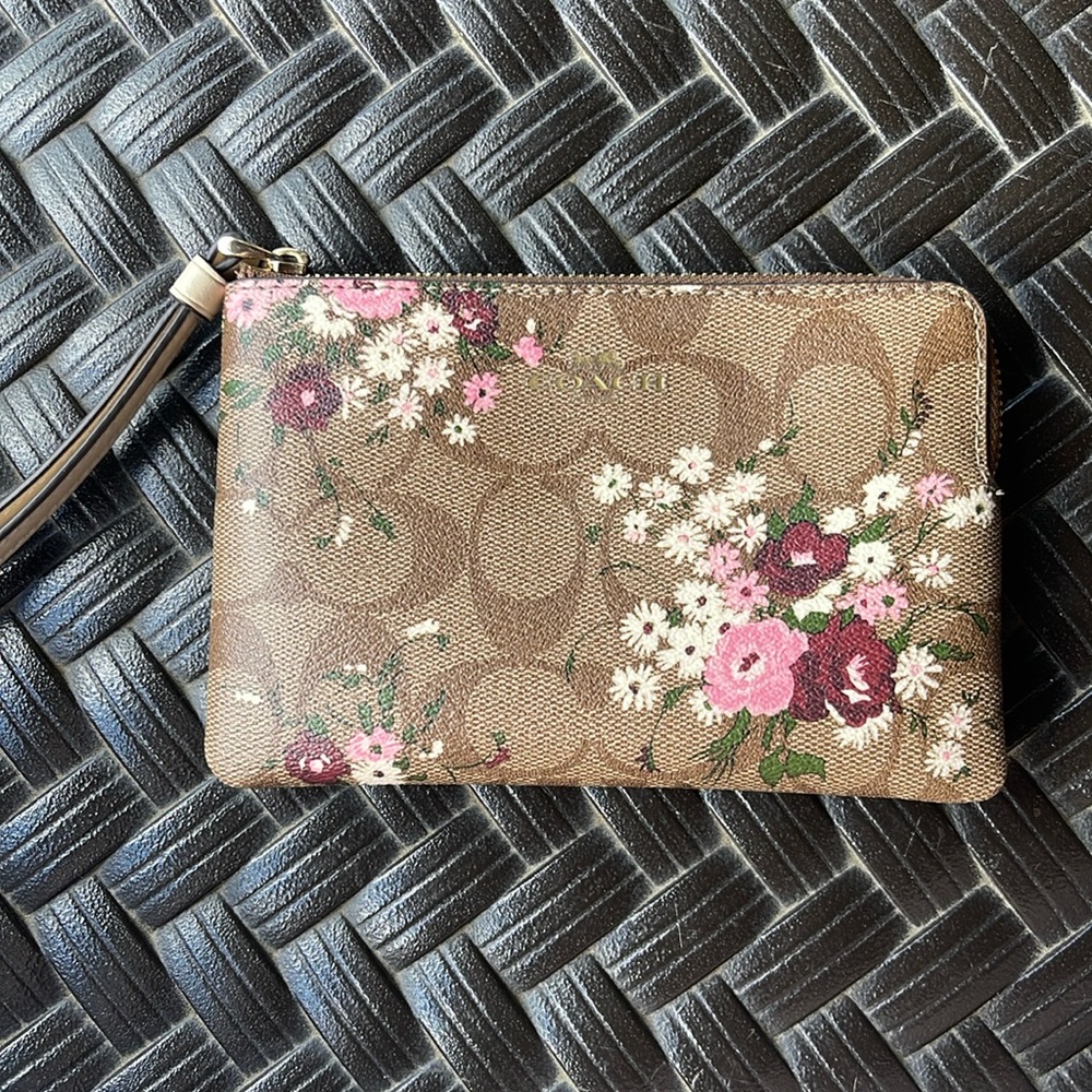 Coach floral wallet
